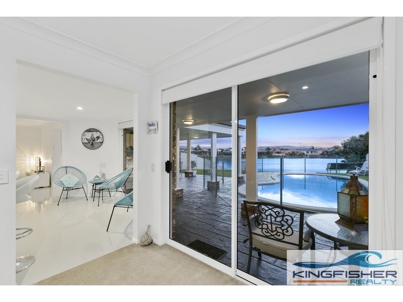 15 Notre Dame Court, Varsity Lakes QLD 4227