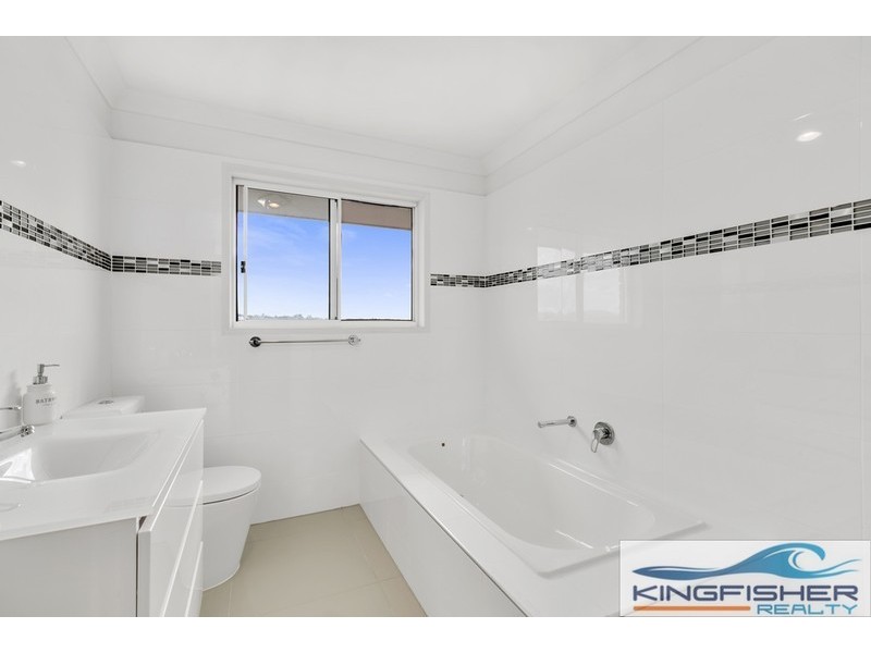 15 Notre Dame Court, Varsity Lakes QLD 4227