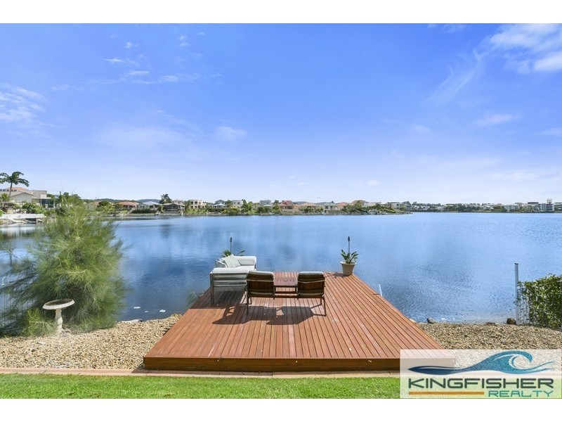 15 Notre Dame Court, Varsity Lakes QLD 4227