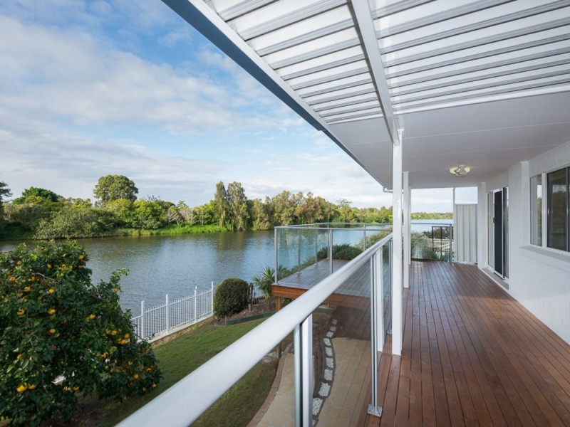 10 Emerton Crescent, Robina QLD 4226