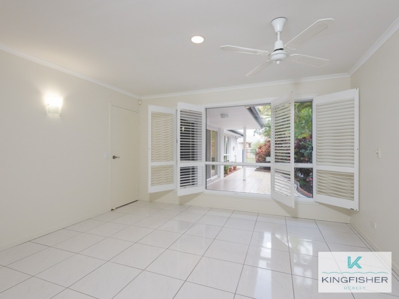 10 Emerton Crescent, Robina QLD 4226