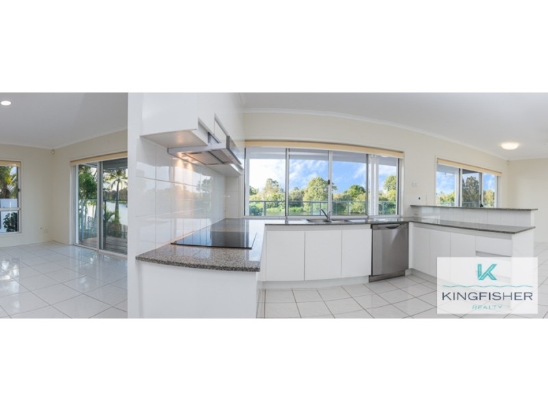 10 Emerton Crescent, Robina QLD 4226