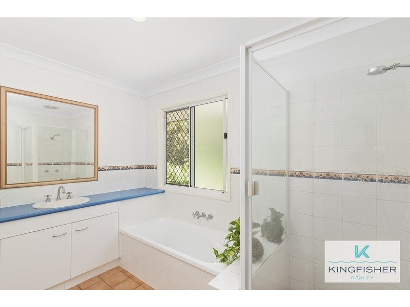 61 Seville Circuit, Burleigh Waters QLD 4220