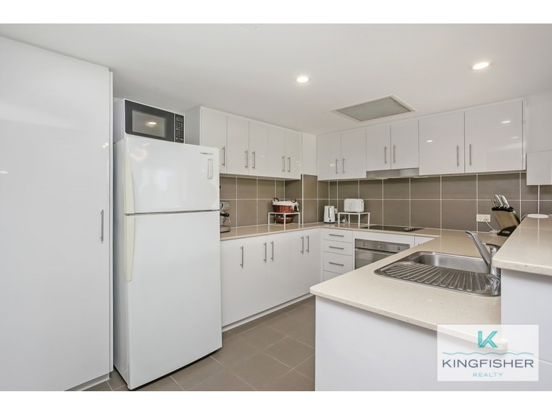 2056/1 Ocean Street, Burleigh Heads QLD 4220