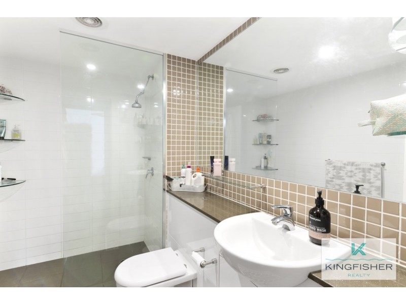 2056/1 Ocean Street, Burleigh Heads QLD 4220