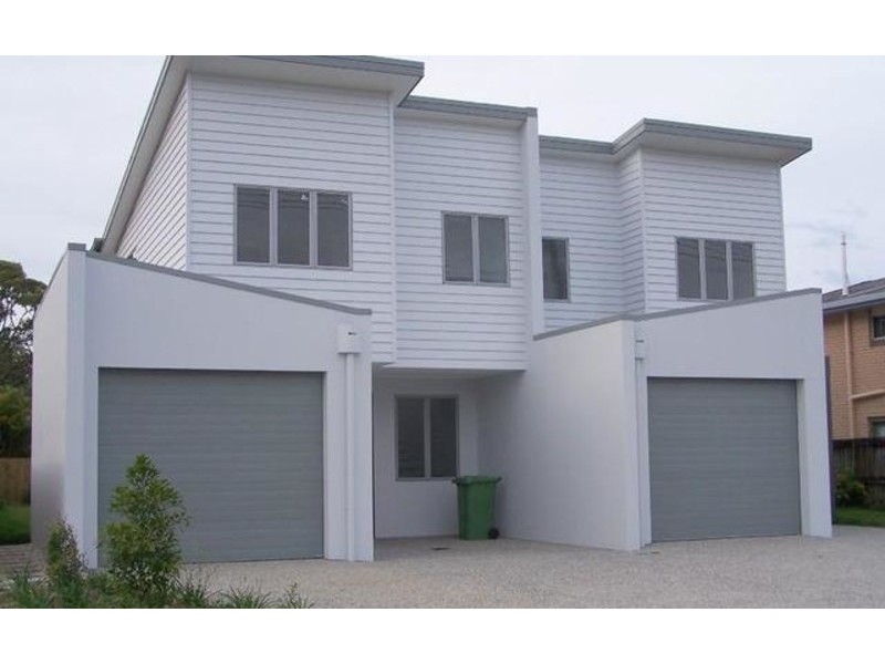 2/17 Walker Avenue, Palm Beach QLD 4221