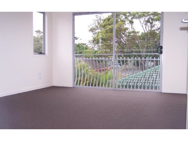 2/17 Walker Avenue, Palm Beach QLD 4221