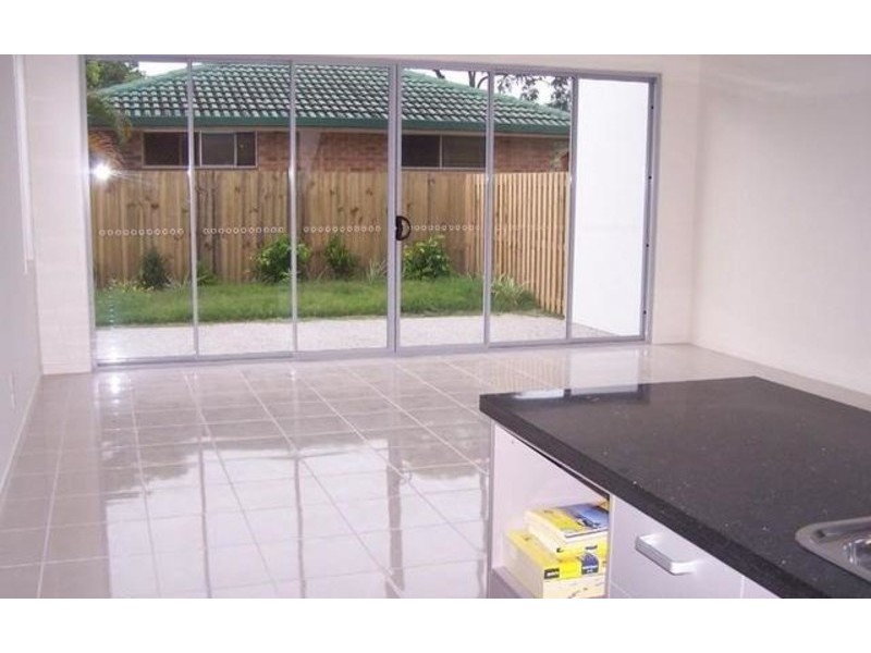 2/17 Walker Avenue, Palm Beach QLD 4221