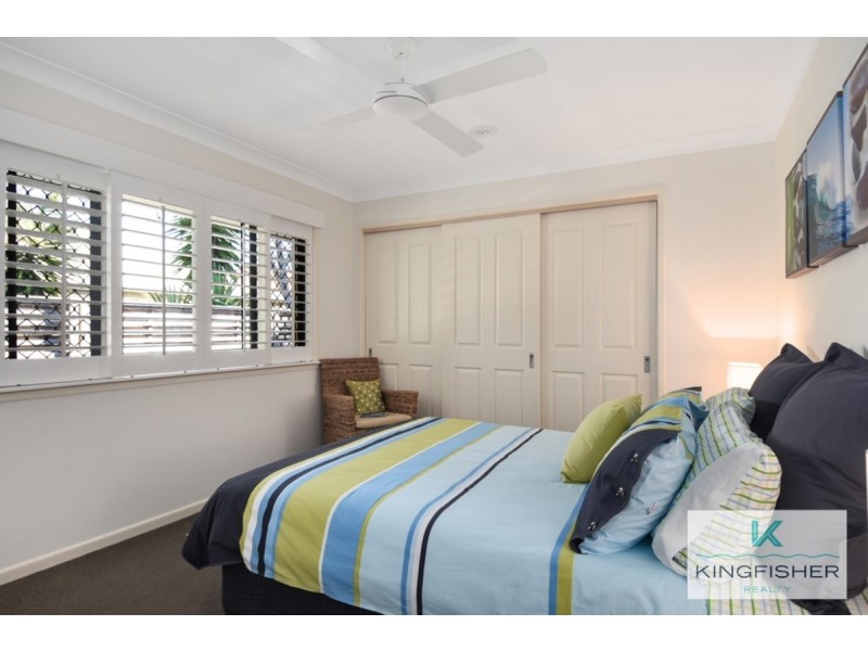 36 Shoalwater Court, Burleigh Waters QLD 4220