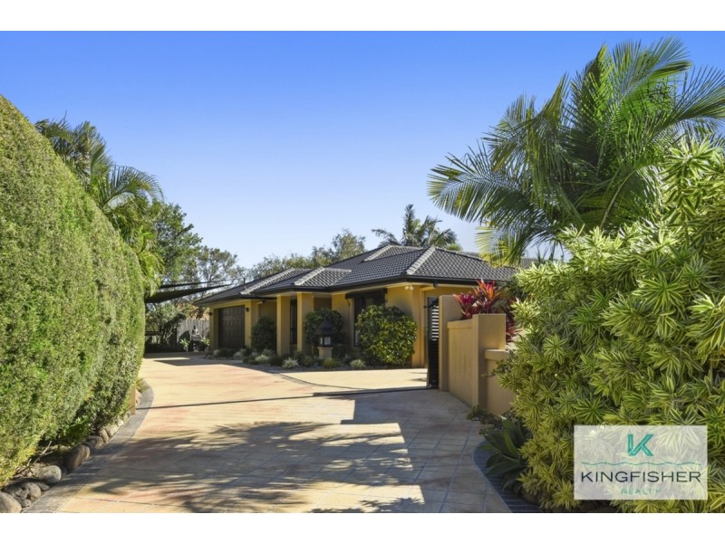 36 Shoalwater Court, Burleigh Waters QLD 4220