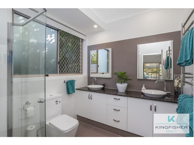 53 Pintail Crescent, Burleigh Waters QLD 4220