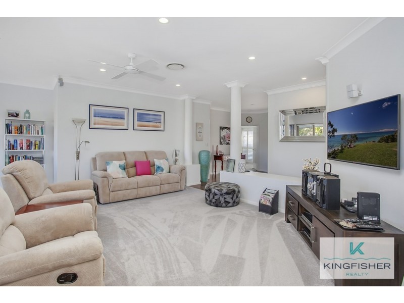 53 Pintail Crescent, Burleigh Waters QLD 4220