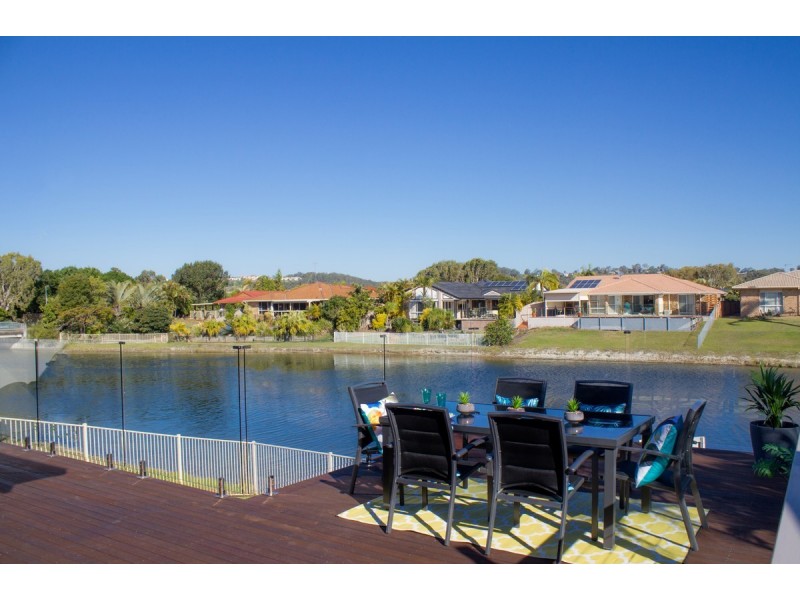 53 Pintail Crescent, Burleigh Waters QLD 4220