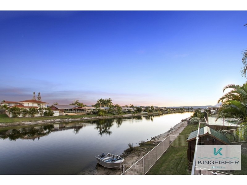 53 Pintail Crescent, Burleigh Waters QLD 4220