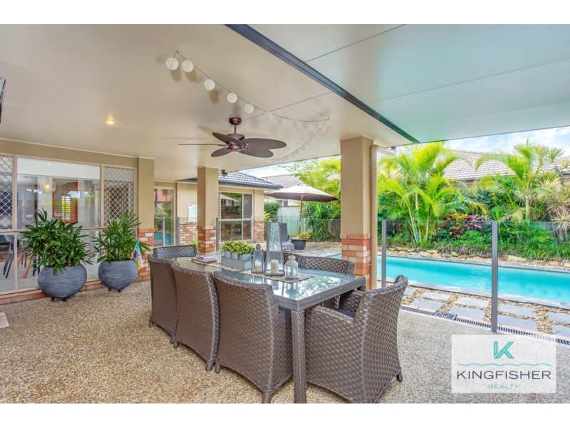 6 Shoalwater Court, Burleigh Waters QLD 4220
