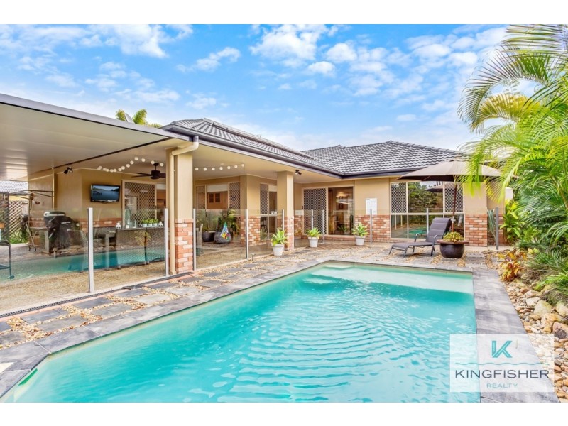 6 Shoalwater Court, Burleigh Waters QLD 4220