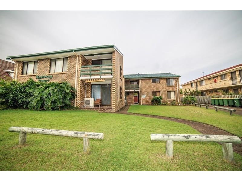 7/8 Christina Court, Mermaid Waters QLD 4218