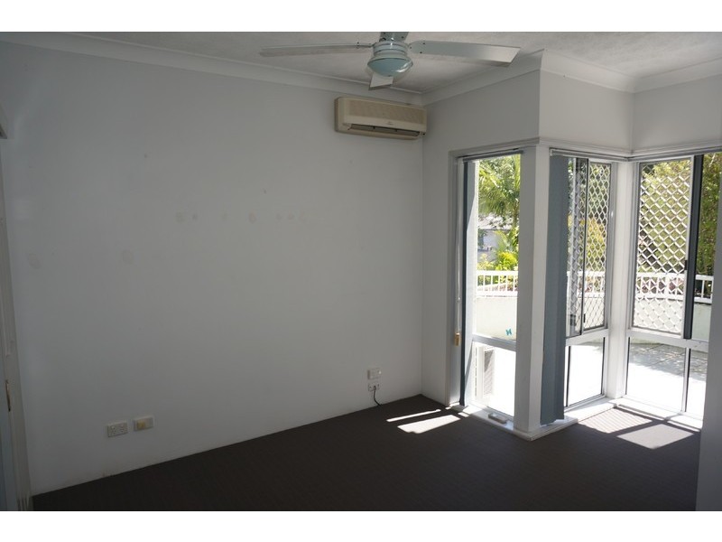 2/17 George Street East, Burleigh Heads QLD 4220