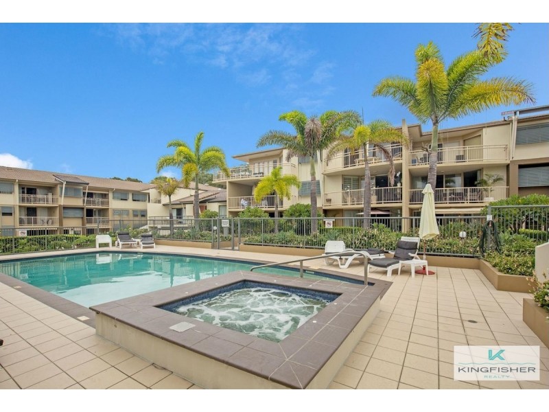 10/4 Park Avenue, Burleigh Heads QLD 4220