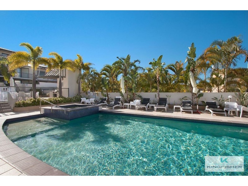 10/4 Park Avenue, Burleigh Heads QLD 4220