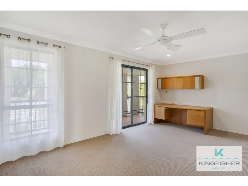 176 Dunlin Drive, Burleigh Waters QLD 4220