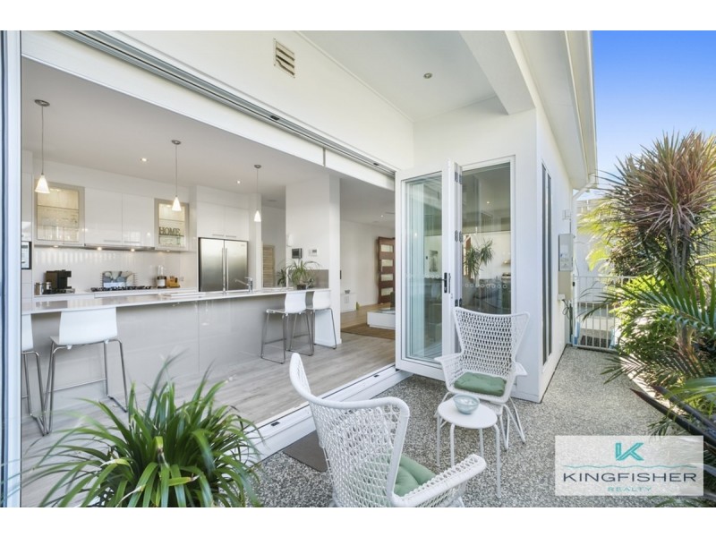 2/4 Cedar Court, Burleigh Heads QLD 4220