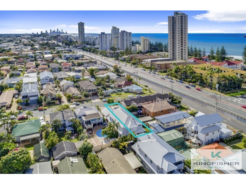 2/4 Cedar Court, Burleigh Heads QLD 4220