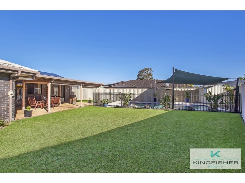 12 Maple Court, Burleigh Waters QLD 4220