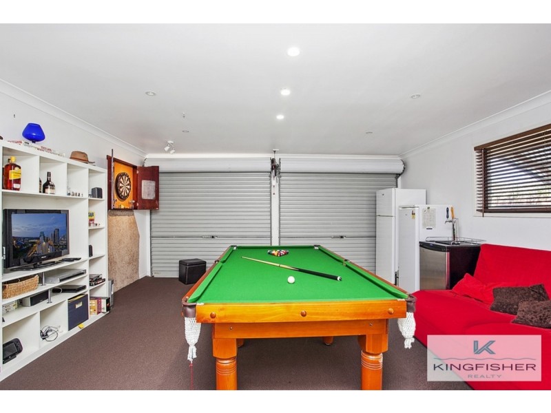 12 Maple Court, Burleigh Waters QLD 4220