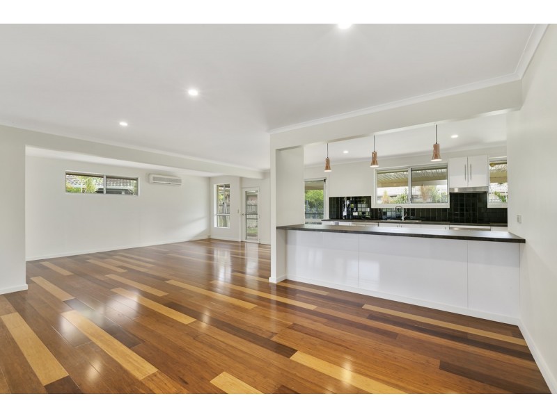 59 Burleigh Street, Burleigh Waters QLD 4220