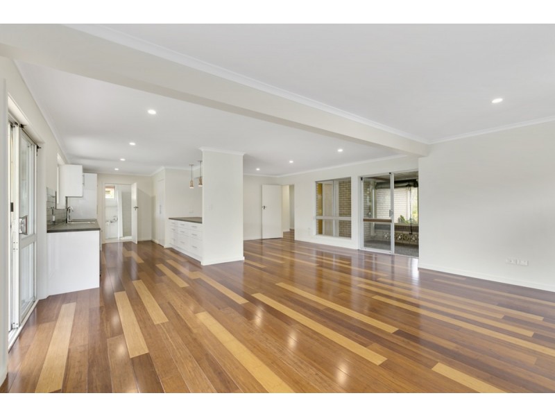 59 Burleigh Street, Burleigh Waters QLD 4220