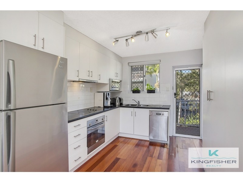 20/8 Marine Parade, Miami QLD 4220