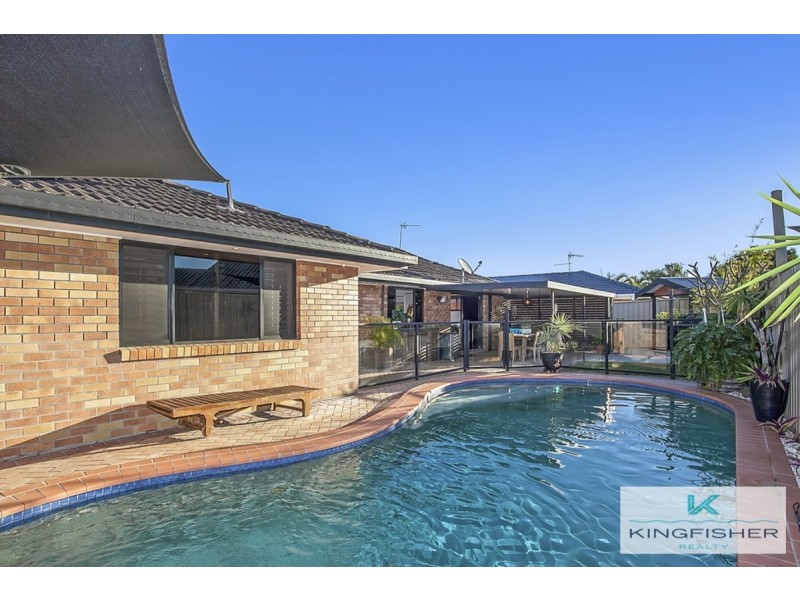 19 Oakland Court, Burleigh Waters QLD 4220