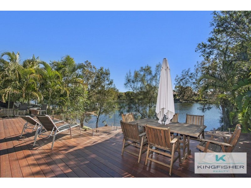 13 Gardendale Crescent, Burleigh Waters QLD 4220