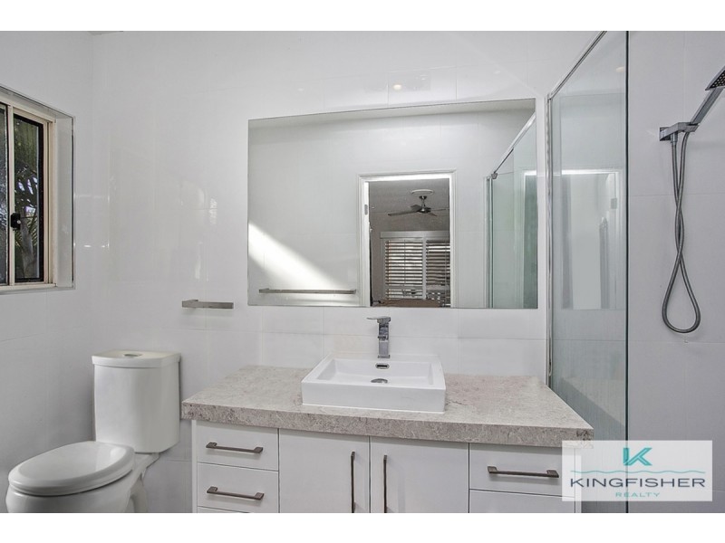 13 Gardendale Crescent, Burleigh Waters QLD 4220