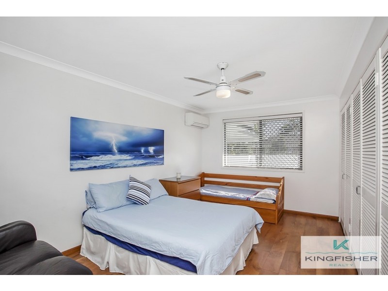 2 Wagtail Court, Burleigh Waters QLD 4220