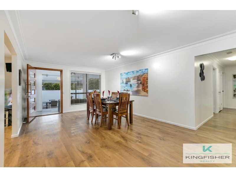 2 Wagtail Court, Burleigh Waters QLD 4220