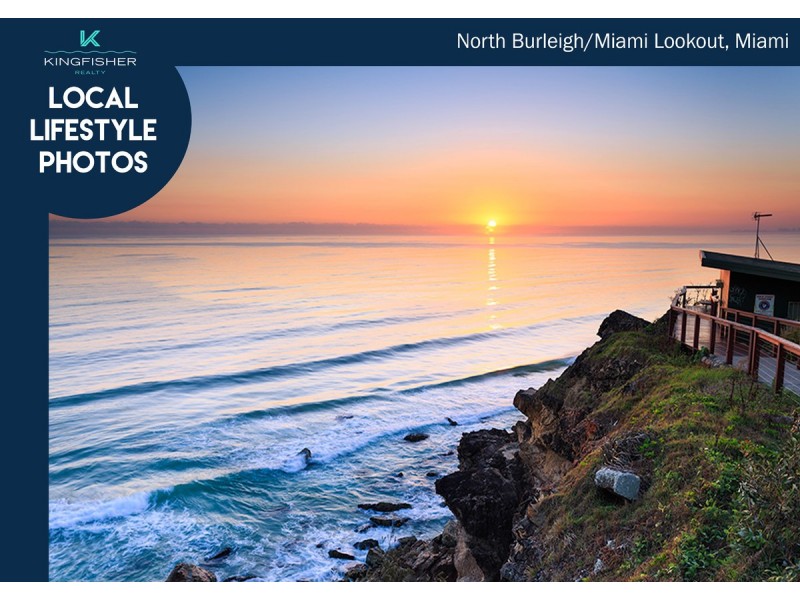 17 Beaconsfield Drive, Burleigh Waters QLD 4220