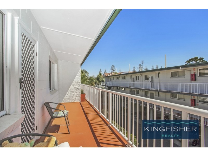 11/8 Marine Parade, Miami QLD 4220