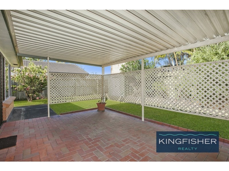 8 Avocet Avenue, Burleigh Waters QLD 4220