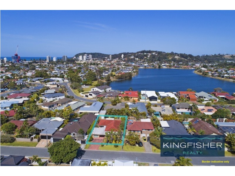 8 Avocet Avenue, Burleigh Waters QLD 4220