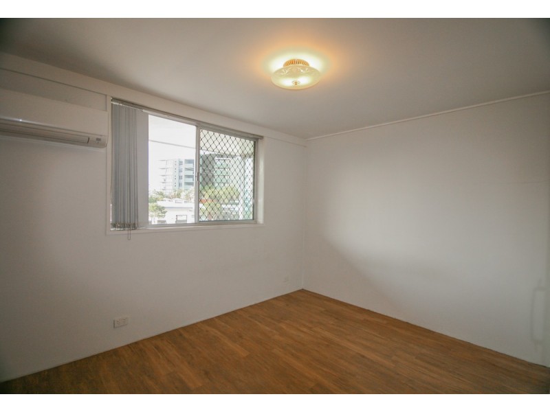 10/1740 Gold Coast Highway, Burleigh Heads QLD 4220