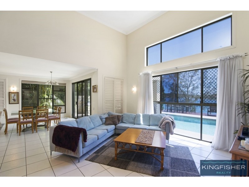 21 Cassowary Drive, Burleigh Waters QLD 4220