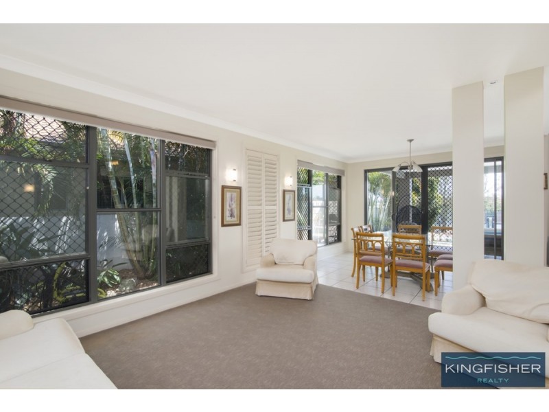 21 Cassowary Drive, Burleigh Waters QLD 4220