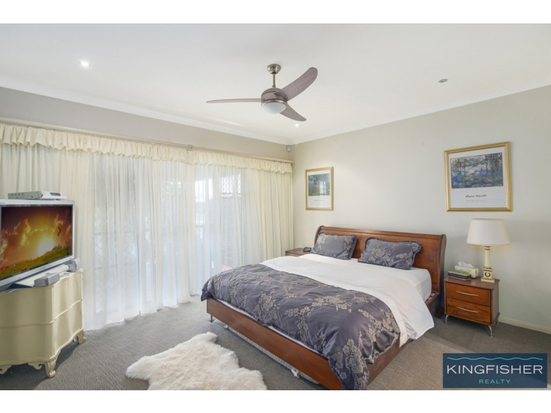 21 Cassowary Drive, Burleigh Waters QLD 4220