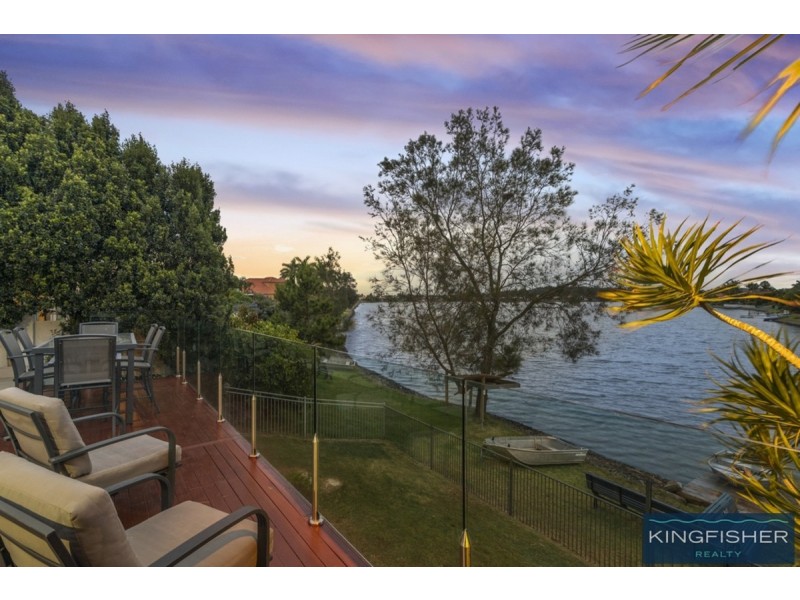 21 Cassowary Drive, Burleigh Waters QLD 4220