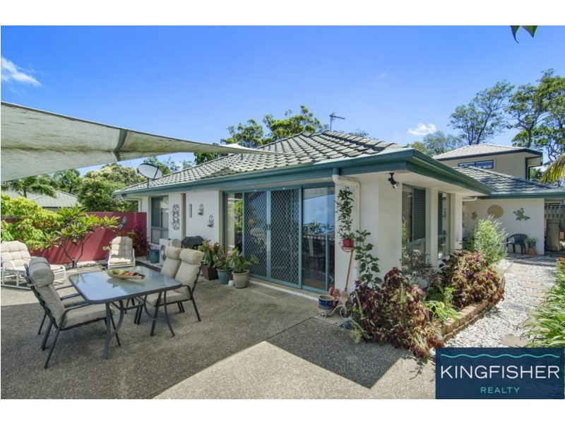 11 Casablanca Court, Burleigh Waters QLD 4220