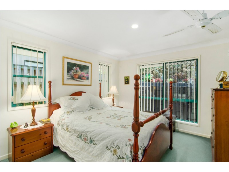 11 Casablanca Court, Burleigh Waters QLD 4220