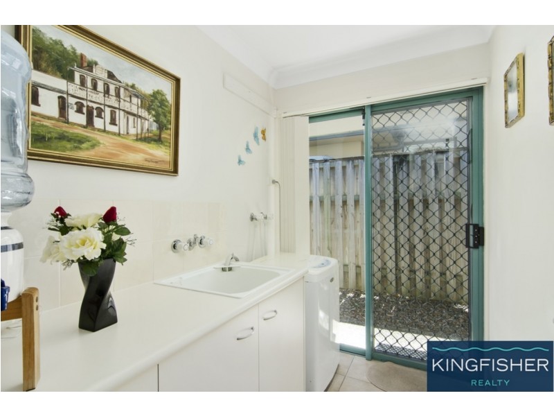 11 Casablanca Court, Burleigh Waters QLD 4220