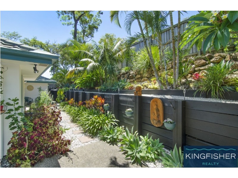 11 Casablanca Court, Burleigh Waters QLD 4220